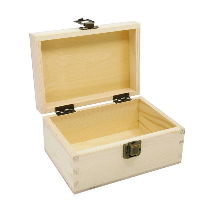 Wooden box store with clasp